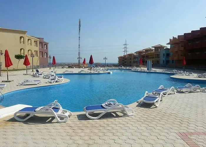 Chalet شاليهات بورتو ساوث بيتش للأسر فقط An *