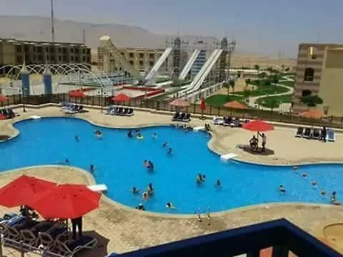 شاليهات بورتو ساوث بيتش للأسر فقط An * עיין סוחנה
