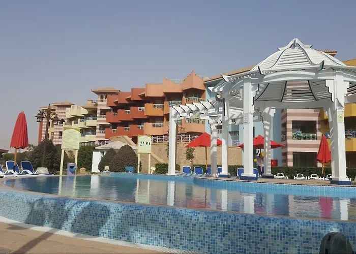 شاليهات بورتو ساوث بيتش للأسر فقط An Ain Sukhna