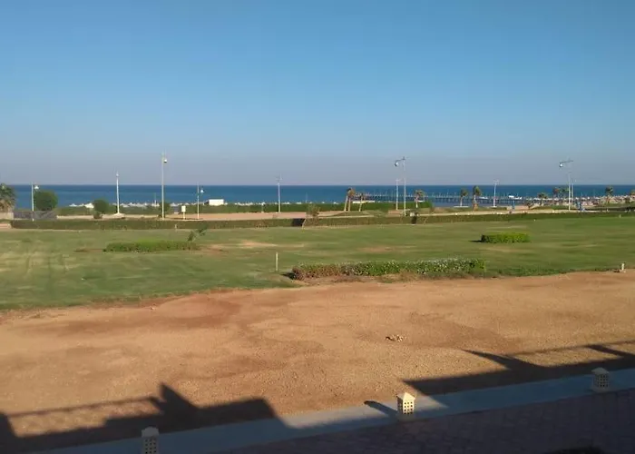 Chalet شاليهات بورتو ساوث بيتش للأسر فقط An
